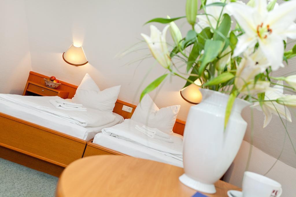 Restaurant & Hotel Baumhaus Hagen Sassnitz Room photo